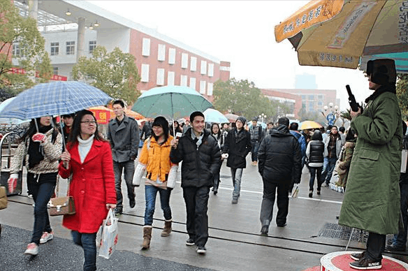 计算机排行榜出炉，杭州电子科技大学冲进前五，超越我国多所985