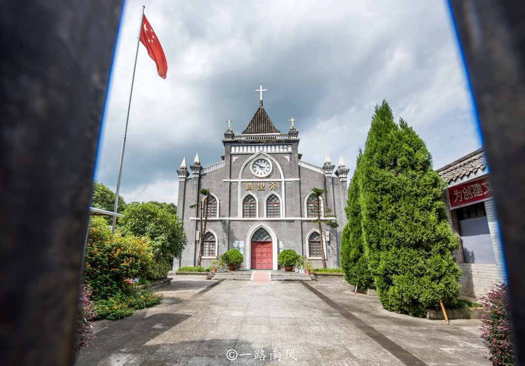 阆中市属于哪个市