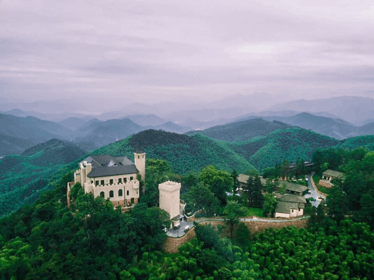 国内旅游攻略（旅游去哪里好玩又便宜国内游）