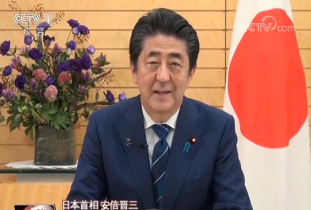 日本首相是不是得听天皇的（日本天皇有实权吗）