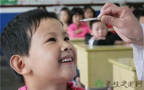 水银温度计腋下测量需要几分钟（夹越久体温越高）