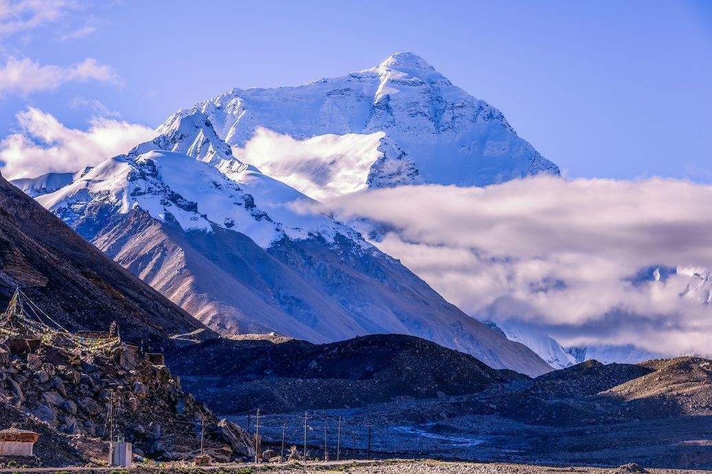 世界上最高的山峰（世界上最高的山是哪个山）