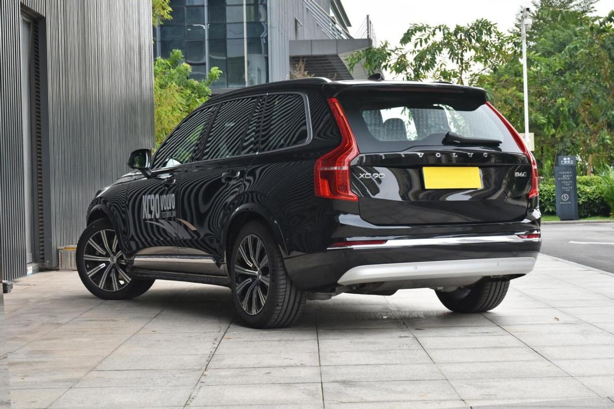 沃尔沃xc9价格（沃尔沃xc9报价及图片）