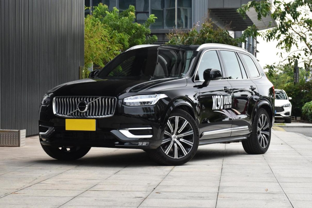 沃尔沃xc9价格（沃尔沃xc9报价及图片）