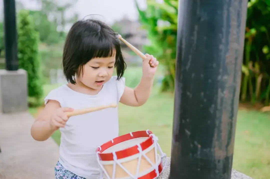 为什么喜欢架子鼓(为什么喜欢架子鼓班)