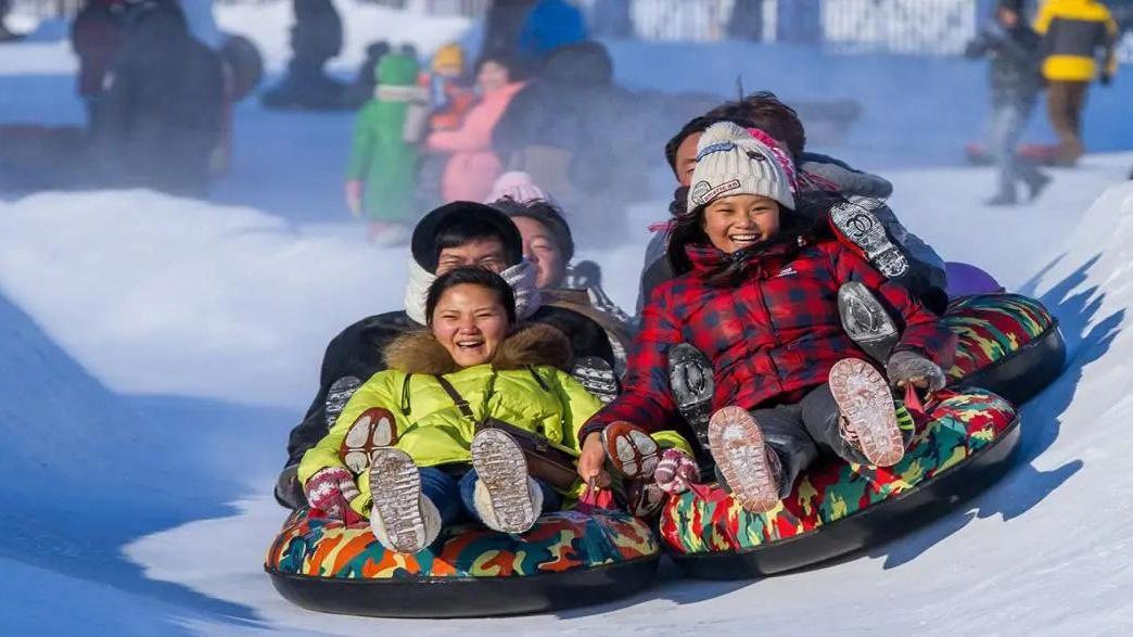 延庆的滑雪场有哪些（北京延庆滑雪场及费用）