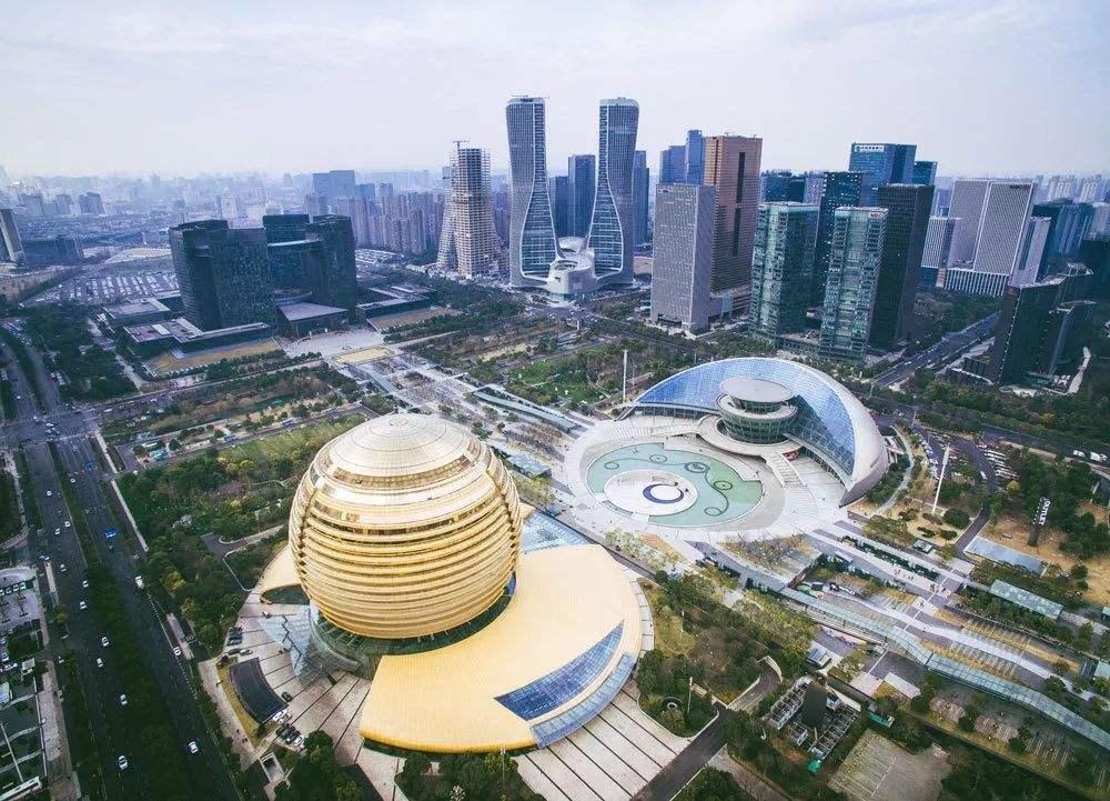 中国特大城市排名（中国10个特大城市GDP排名）