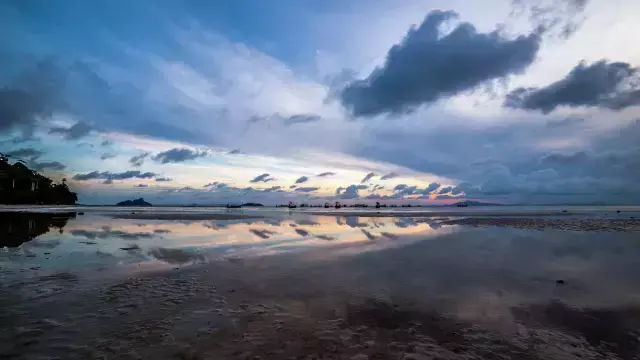 泰国岛屿排名前十海岛（泰国出名的岛屿排行榜）