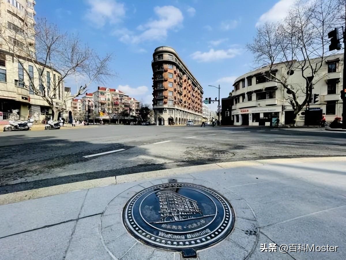 上海地标建筑三个俗称（上海三座地标性建筑物图片和名称）