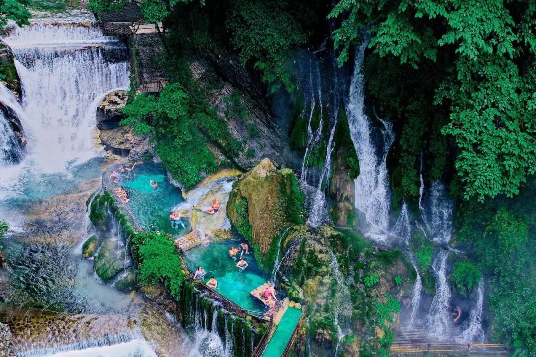 四川最好的天然温泉在哪里（四川十大天然温泉排名）