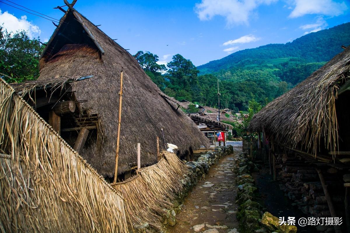 中国最后一个原始部落在哪里（云南省原始部落女人住树上）