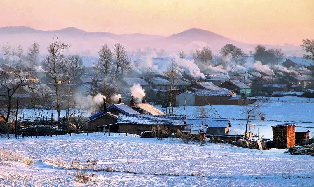 中国雪乡在哪个城市及成因（怎么去雪乡最方便）