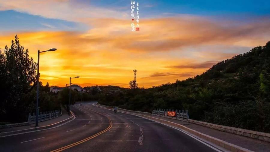 泰山在哪里个省哪个市哪个县（泰山最大的特色是什么）